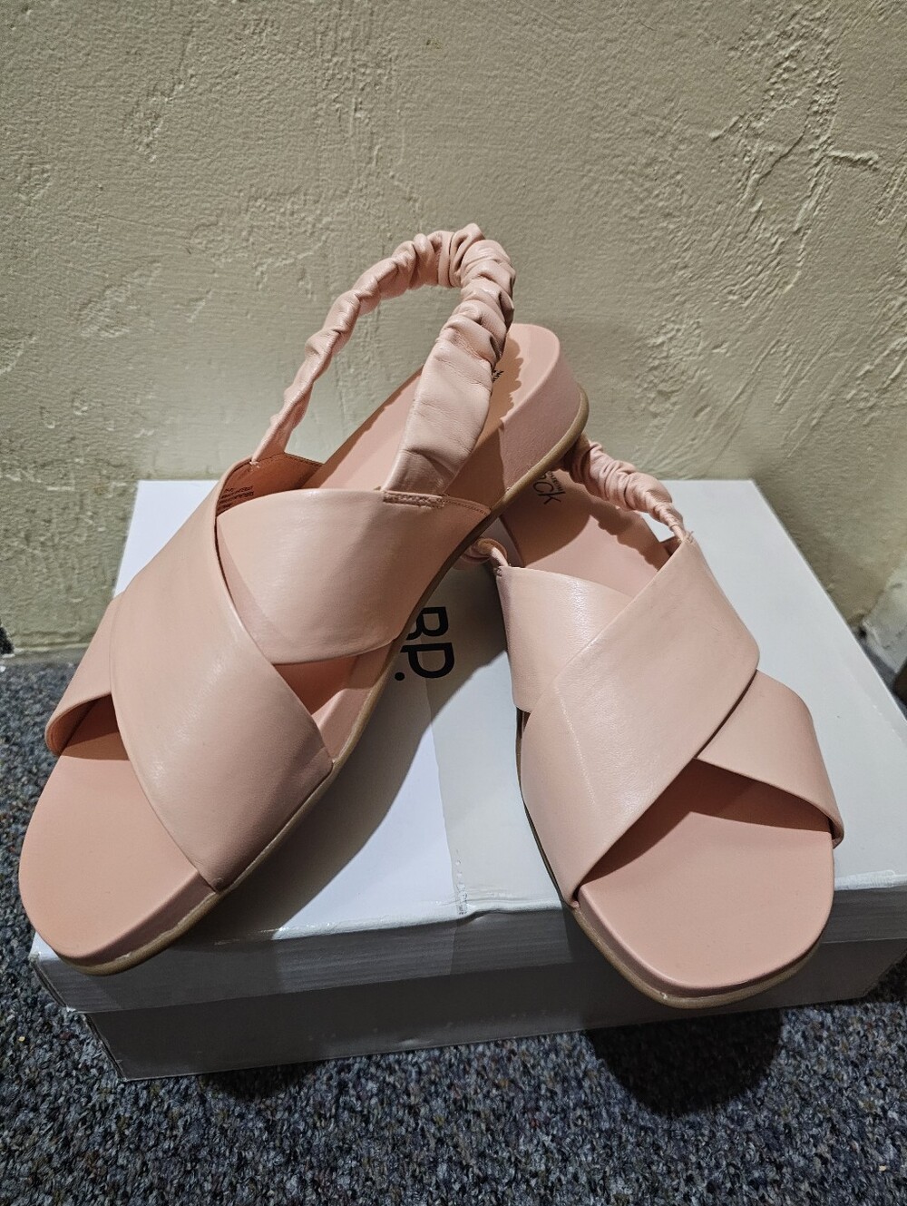 Nordstrom Rack Faith Blush Pink Crisscross Slingback Sandals Size 8.5